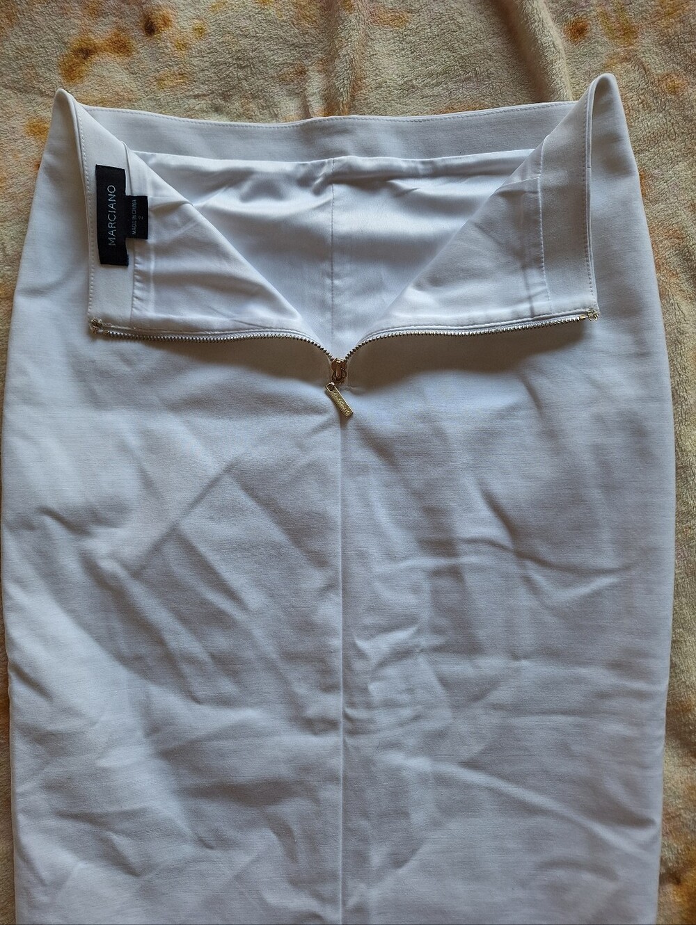 Marciano White High Waisted Front Slit Midi Pencil Skirt Size 2 XS - Picture 7 of 8